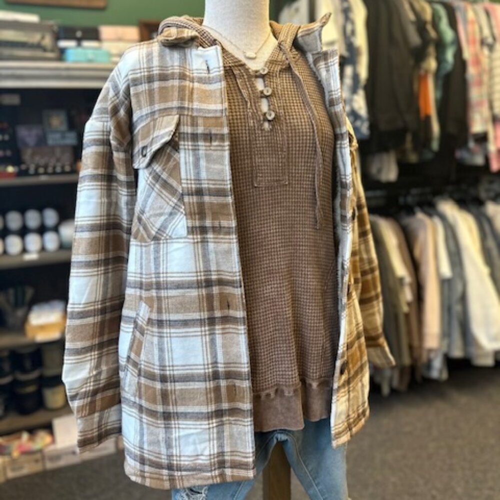 NWT Boutique Camel Fleece Lined Plaid Flannel Jacket